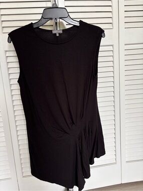 Vince Camuto Black Sleeveless Twist Front Tank Top